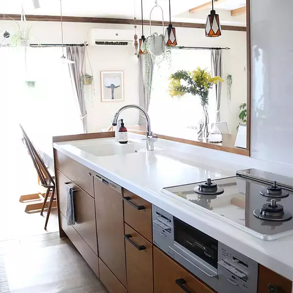 「シンプルライフはキッチンから！すっきり整ったキッチンの実例集」の画像