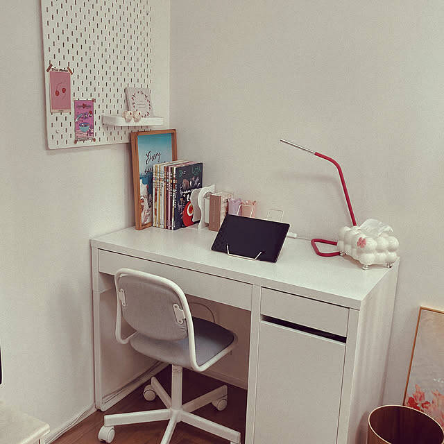 勉強机からワークスペースまで対応♪暮らしに合わせて選ぶIKEAのデスク6選