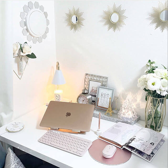 勉強机からワークスペースまで対応♪暮らしに合わせて選ぶIKEAのデスク6選