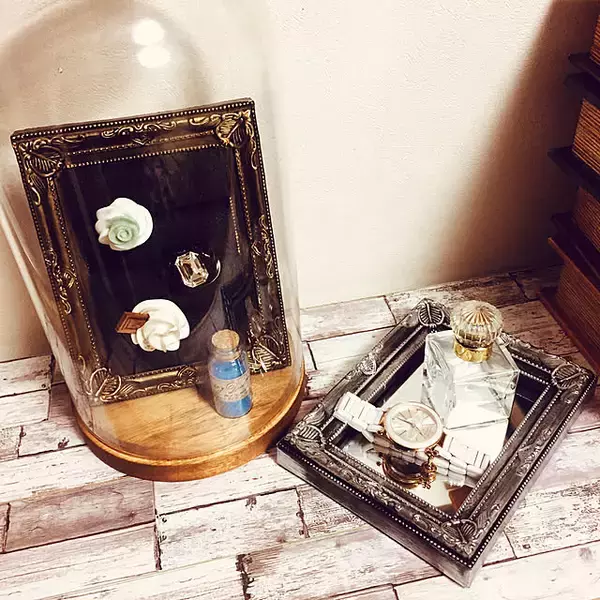 「100均のプチプラ商品で賢くハンドメイドを楽しむ。フォトフレームを使ったDIY作品6選」の画像