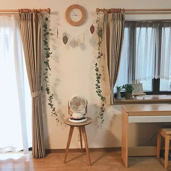 「使い方に合わせて選ぶ♪タイプ別のいろいろなテーブルおすすめ」の画像