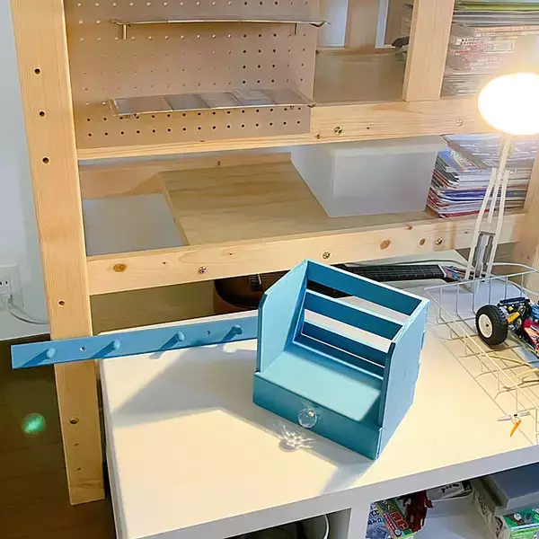 「ダイソーでDIYがもっと楽しくなる♪プチプラならペンキも挑戦しやすい」の画像