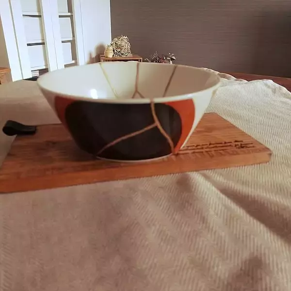 「お気に入りの器を手放さない暮らしへ。直して使い続ける「金継ぎ」の楽しみ方」の画像