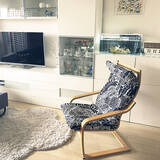 「のんびり腰かけていつまでも心地よく。IKEAのポエングで作るリラックススペース」の画像4