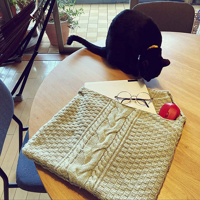 着古した服や思い出の服、再利用してみませんか？古着で楽しむDIYアイデア集