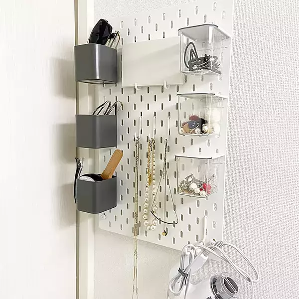 「収納力アップが叶う！IKEAのスコーディスの便利な活用アイデア」の画像