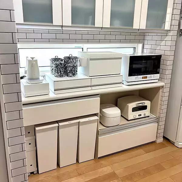 「「色を絞って心地よく暮らす、モノトーン×機能派キッチン」 by YU-RIさん」の画像