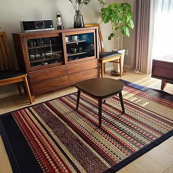 「ベーシックカラーで楽しむ大人のリラックス空間。ナチュラルモダンなコーディネート実例集」の画像