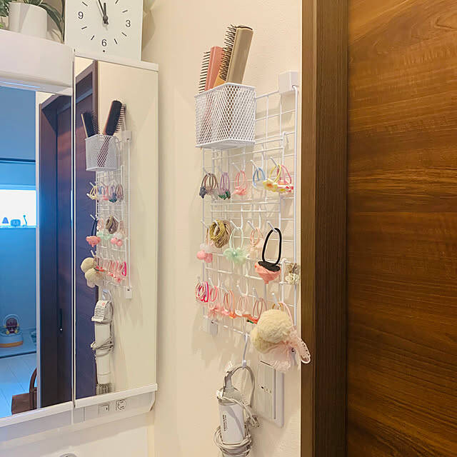 お部屋づくりの幅がぐんと広がる♪リーズナブルで使いやすい見せる収納に役立つダイソーのおすすめアイテム