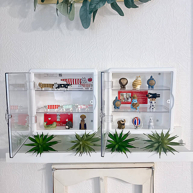 お部屋づくりの幅がぐんと広がる♪リーズナブルで使いやすい見せる収納に役立つダイソーのおすすめアイテム