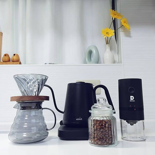 お部屋づくりの幅がぐんと広がる♪リーズナブルで使いやすい見せる収納に役立つダイソーのおすすめアイテム