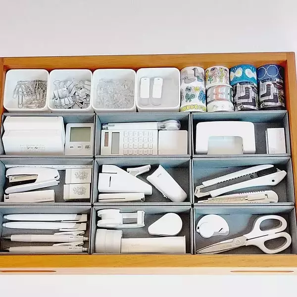「キッチンもデスクも快適に♪ハサミ＆カッターの賢い置き場所アイデア6選」の画像