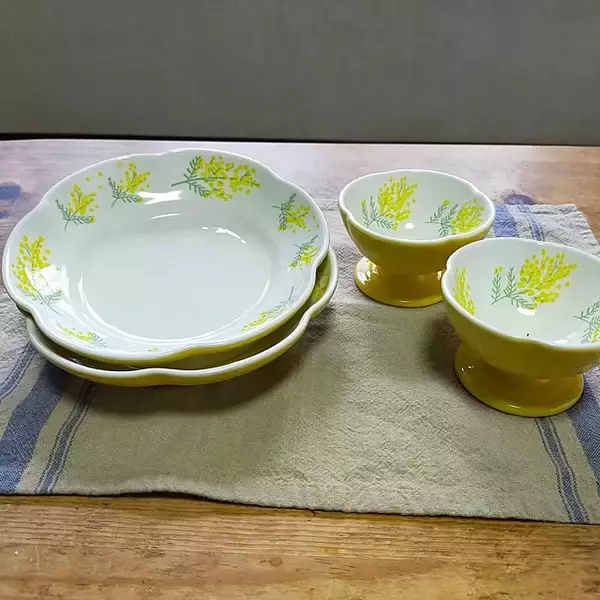 「【みんなが選んだ！】並べるだけでテーブルが映える！大人可愛いTHREEPPYの食器5選」の画像