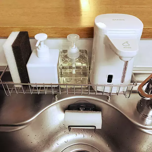 「無駄のないデザインで空間スッキリ♪無印良品の「PET詰替ボトル」活用実例」の画像