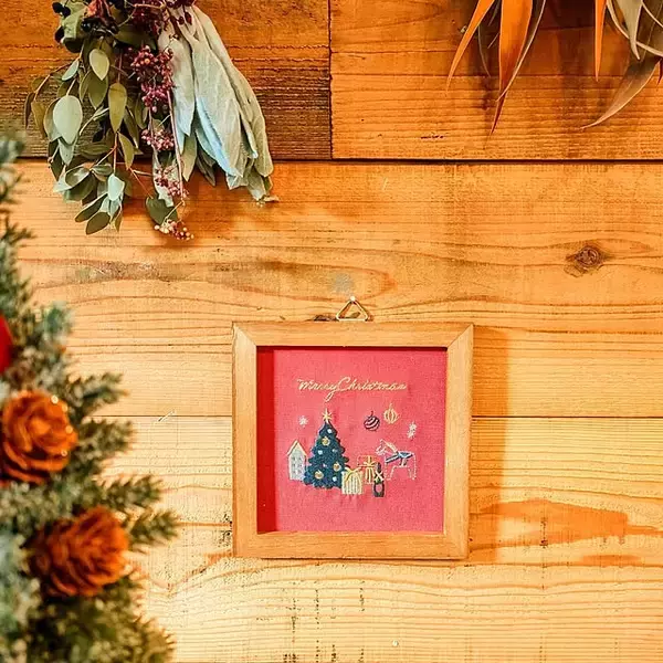 「眺めているだけでも気分が上がる♡100均で見つけたムードを彩るクリスマスグッズ」の画像