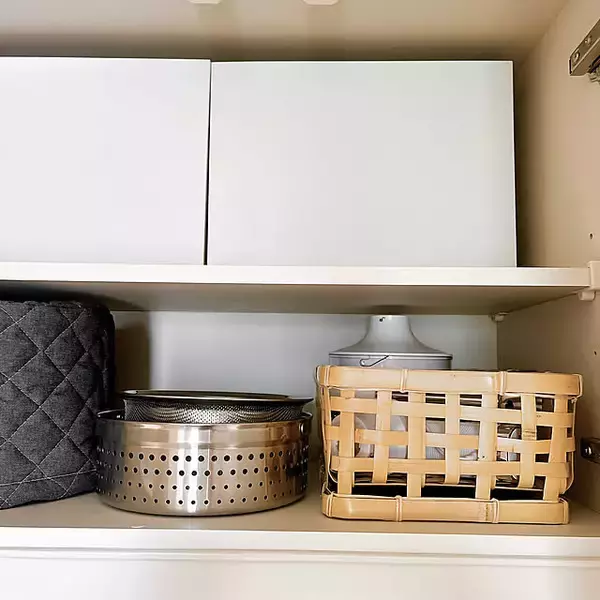 「使いやすくて美しいキッチンに！収納ケースから背面収納まで、無印良品のキッチン収納10選」の画像