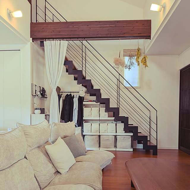 「隠す×見せるのメリハリでつくる、視線が抜ける軽やかな住まい」 by kumijiさん