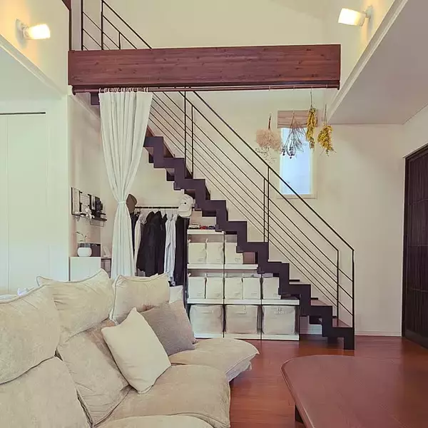 「「隠す×見せるのメリハリでつくる、視線が抜ける軽やかな住まい」 by kumijiさん」の画像