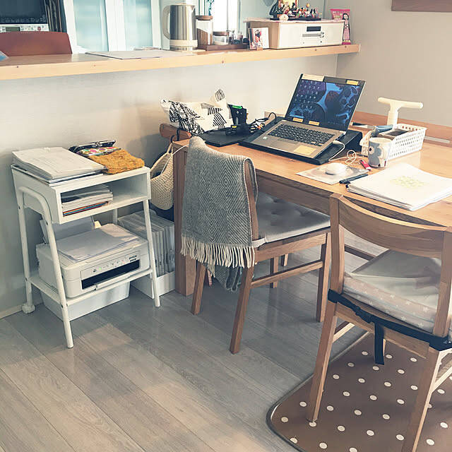 IKEAでパソコン周りを快適に♪デスク環境を整える便利アイテム