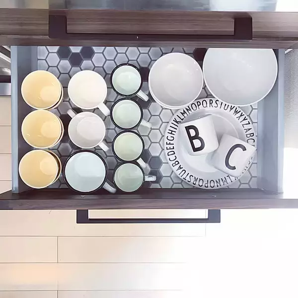 「床だけじゃない♡クッションフロアのDIY活用アイデア7選」の画像