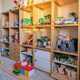 「成長に合わせた子ども部屋収納のアイディア☆おもちゃから学習道具まで使いやすい工夫」の画像2