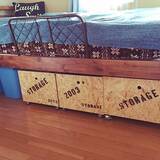 「デッドスペースを賢く利用して寝室を使いやすく！ベッド下収納のアイデア集」の画像6