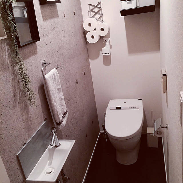 毎日ホッと安らげる空間に♪自分好みに彩るトイレインテリアの実例