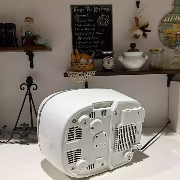 「気になる汚れをオフ♪お気に入りのキッチン家電を長く使うためのお掃除方法」の画像