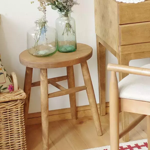 「座り心地が良くてデザインもお気に入り♡一つは欲しい丸型スツール特集」の画像