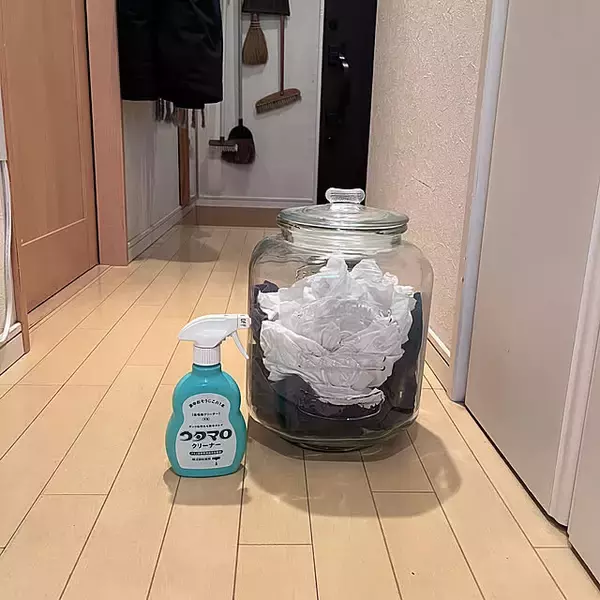 「素足が気持ちいい家にしたい♪サラサラな床をキープする掃除方法」の画像