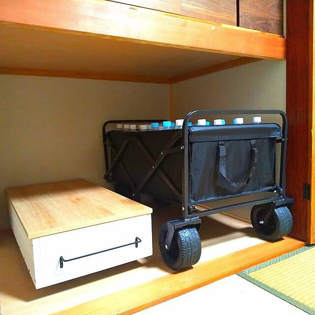 日々のストックから防災備蓄まで。かさばるペットボトルを賢く管理するコツ