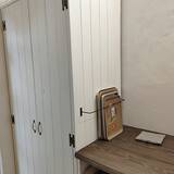 「片付けやすいお部屋づくりのひと工夫♪セリアのアイアンバーを使った収納アイデア6選」の画像4