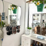 「片付けやすいお部屋づくりのひと工夫♪セリアのアイアンバーを使った収納アイデア6選」の画像5