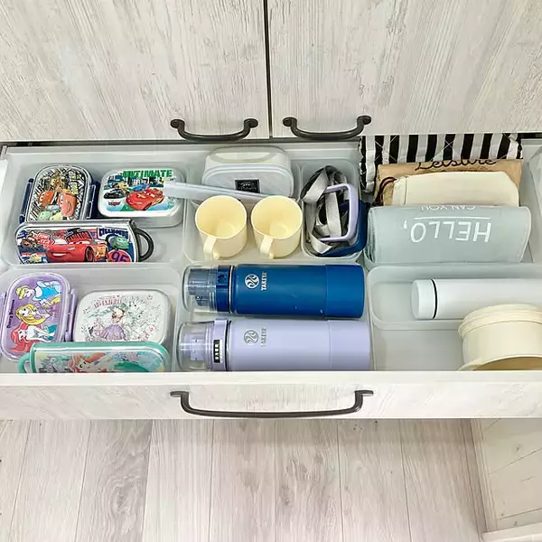 乾燥しながらしまえる方法も！参考にしたい水筒収納のアイデア集