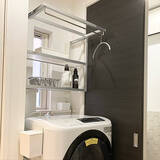 「洗濯機まわりをすっきり整える♪お気に入りのランドリーラックで収納も家事も快適に」の画像1