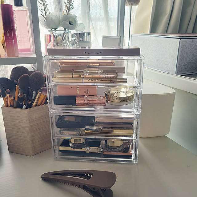 置き方ひとつでお部屋の印象もアップ♪使い心地がいい化粧品収納アイデア