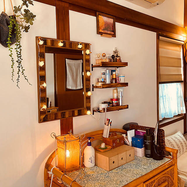 置き方ひとつでお部屋の印象もアップ♪使い心地がいい化粧品収納アイデア