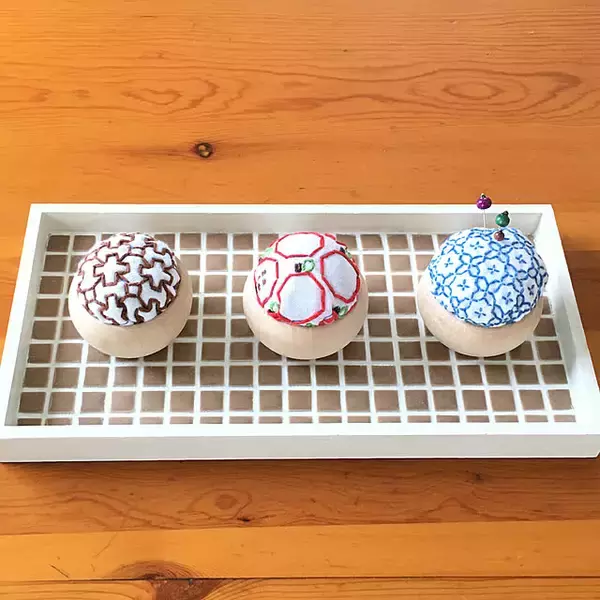 「ちくちく無心で楽しめる時間を。温かみも感じられる刺し子刺繍の作品集」の画像