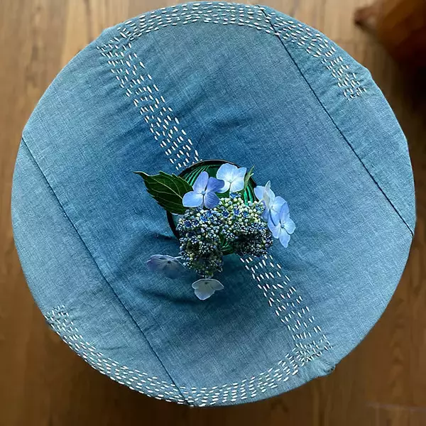 「ちくちく無心で楽しめる時間を。温かみも感じられる刺し子刺繍の作品集」の画像