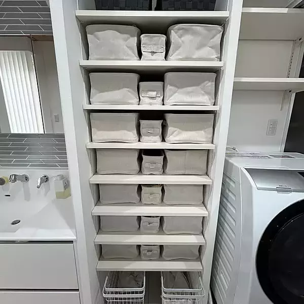 「収納力とナチュラルな見た目が絶妙！無印良品のソフトボックス活用術」の画像