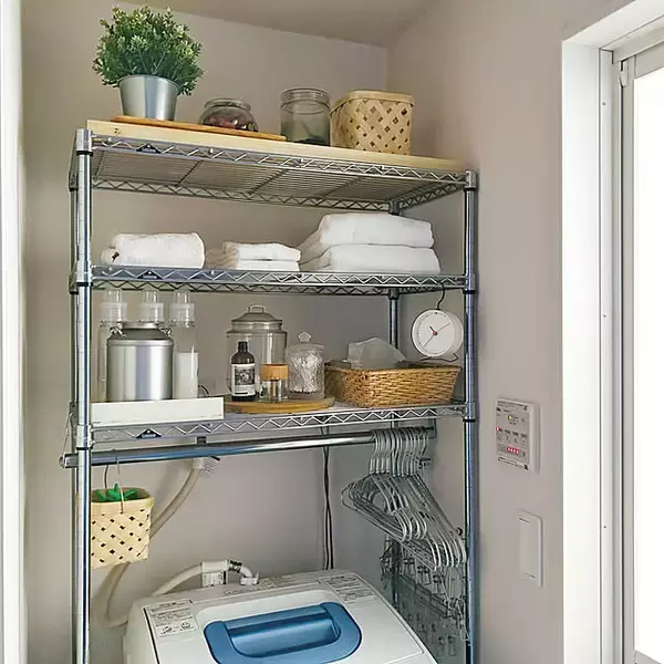 「家中で大活躍！おうちが整うスチールラックの便利な活用法6選」の画像