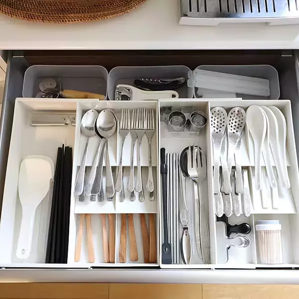 「ごちゃつかず、すっきり見える収納法が見つかる！カトラリーの収納アイデア6選」の画像