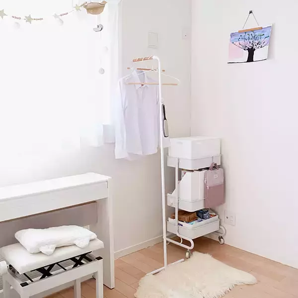 「お部屋の整理にひと工夫♪使いやすくて片付けやすいワンアクション収納のアイデア6選」の画像