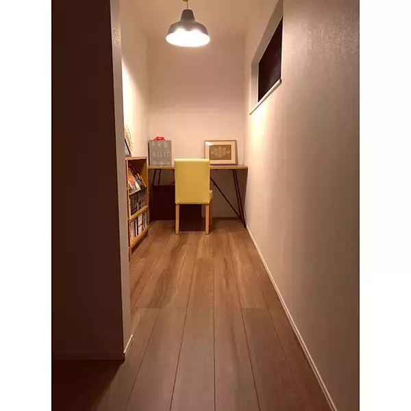 「仕事や家事、リラックスタイムにも最適♡個室感も味わえるおこもりスペース」の画像