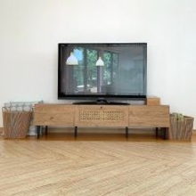 テレビ周りをスッキリ収納するのに役立つ☆ダイソーの便利アイテム特集