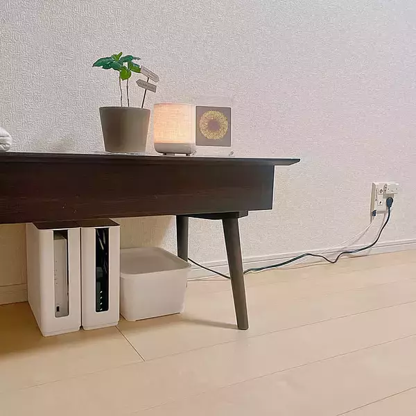 ごちゃごちゃケーブルをすっきり隠す！配線収納の実例10選