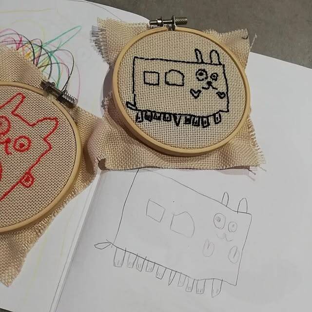 心がちょっとほっとするようなアイテムを手作りで。セリアの刺繍枠を使った作品6選