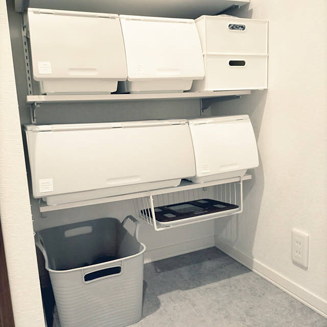 省スペースで出し入れラクチン、すぐに測定できる！ストレスフリーな体重計の収納アイデア