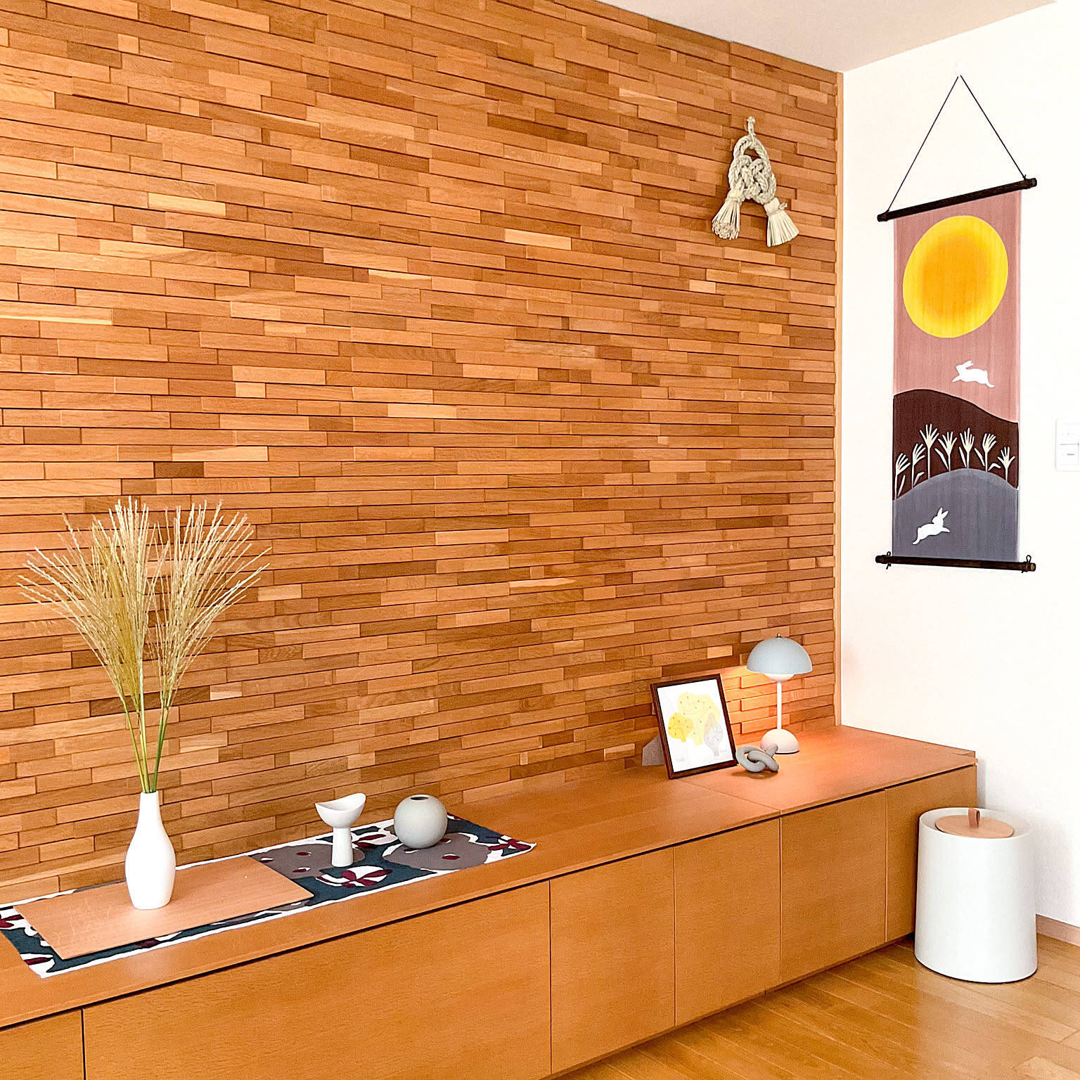 「生活感を気にせずインテリアに取り入れやすい、カバー付きゴミ箱」 by tokonekoさん