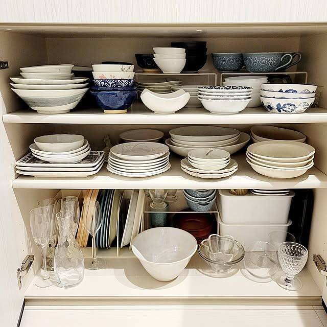 スペースを無駄なく活用！収納からインテリアまで、コの字型アイテムを活用したアイデア6選